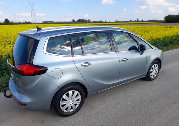 Opel Zafira cena 29900 przebieg: 207000, rok produkcji 2012 z Lublin małe 232